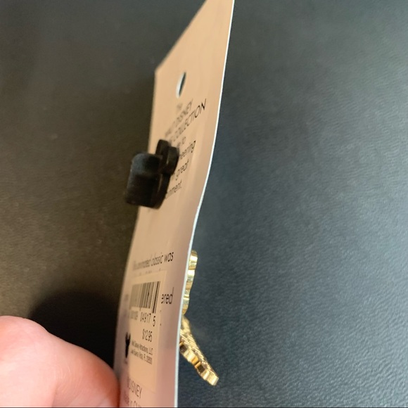 Pluto Olympics Disney Pin LE - Picture 3 of 3